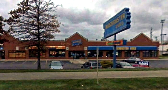 Blockbuster Video - Waterford - 4299 Highland Rd (newer photo)